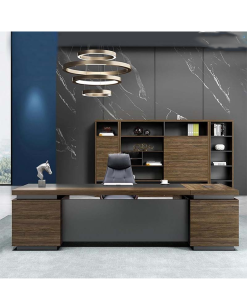 Bàn lãnh đạo SV32